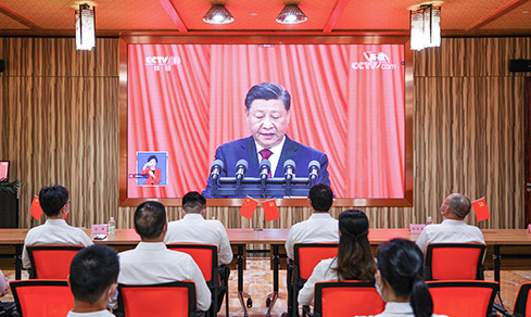 “勠力同心， 勇毅前行”  <br>全體黨員集中收看二十大開(kāi)幕盛況